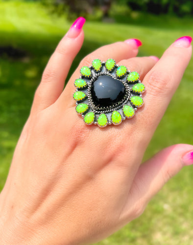 Yellow neon heart rings