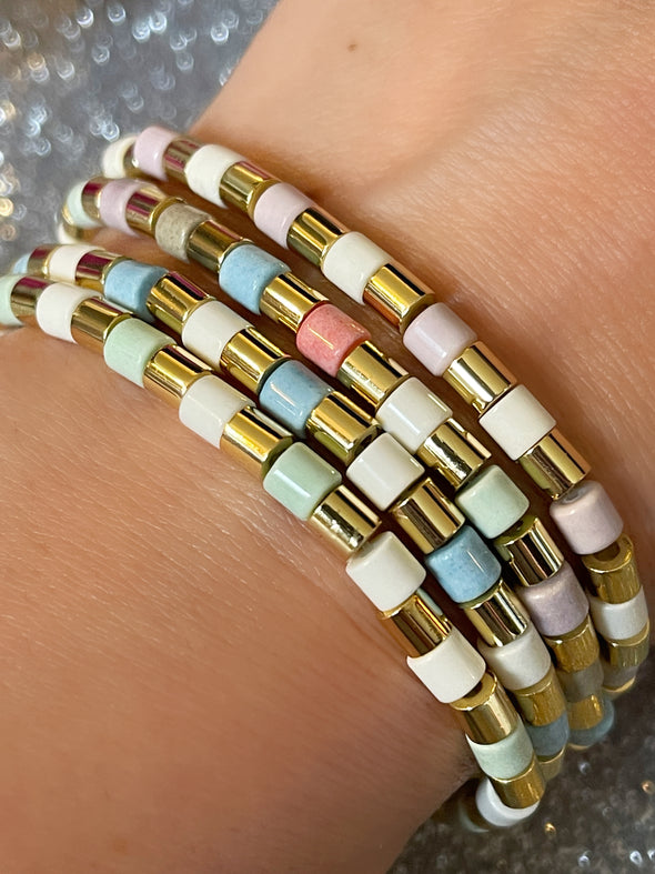 Gold Enamel Stretch Bead Bracelets