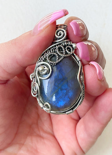 STERLING SILVER LABRADORITE WIRE WRAP HAND MADE PENDANT NECKLACE