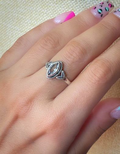 STERLING SILVER CLEAR QUARTZ DAINTY BOHO RING