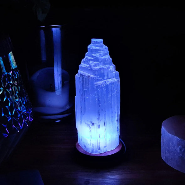 Selenite USB lamp - Mountain (Colour changing)