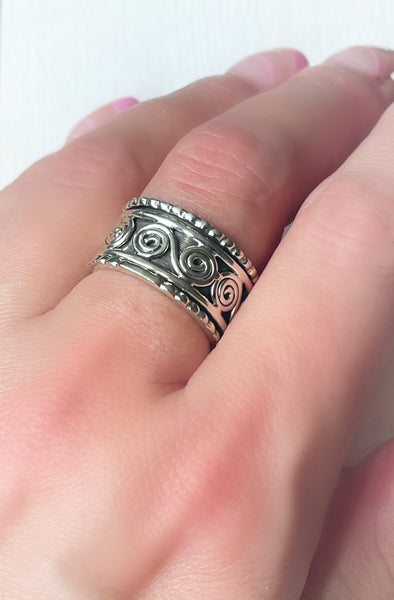 STERLING SILVER ARTISAN SWIRL SPINNER RING